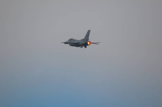 F-16CJ ファイティング・ファルコン　１.JPG